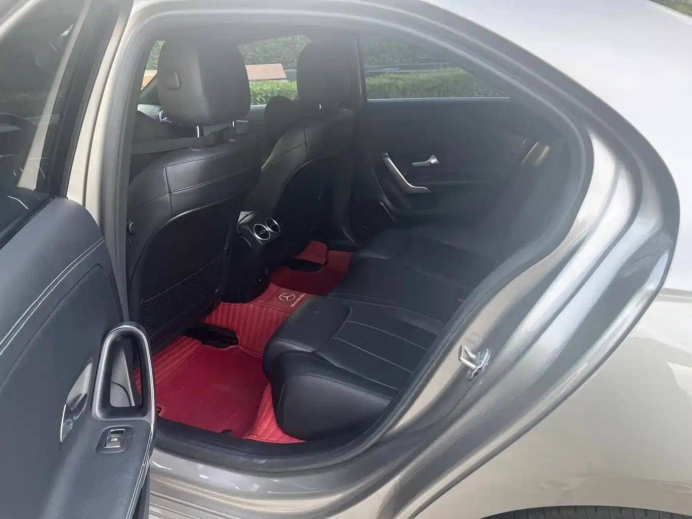 Mercedes-Benz A-Class 2020 Facelift A 180 L Sport Sedan — миниатюра 8