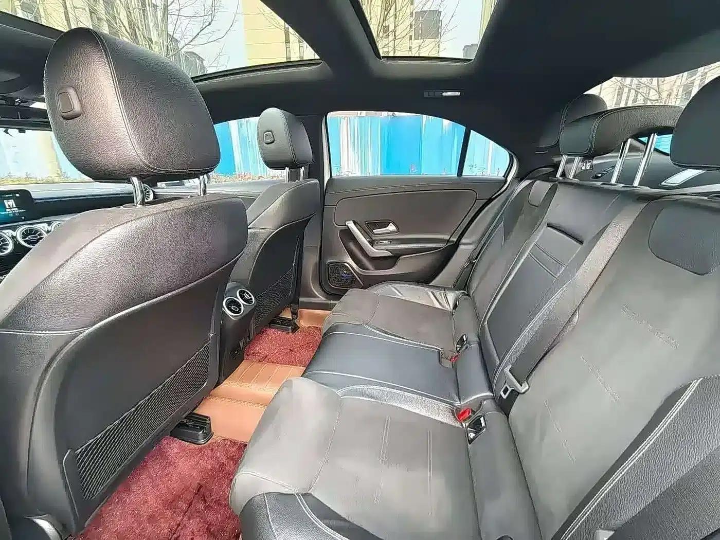 Mercedes-Benz A-Class 2020 Facelift A 200 L Sport Sedan Dynamic Edition — миниатюра 6