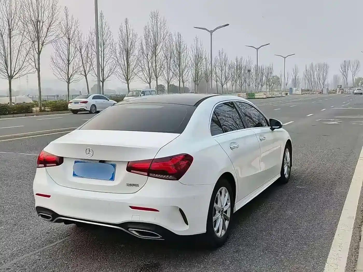 Mercedes-Benz A-Class 2020 Facelift A 200 L Sport Sedan Dynamic Edition — миниатюра 7