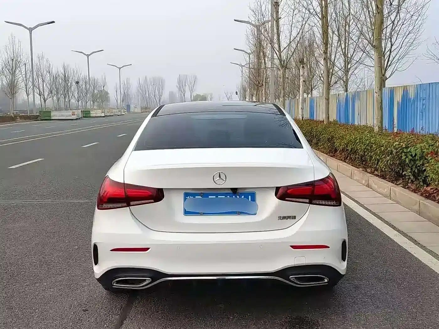 Mercedes-Benz A-Class 2020 Facelift A 200 L Sport Sedan Dynamic Edition — миниатюра 8