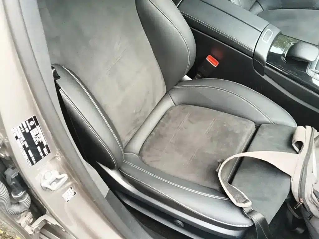 Mercedes-Benz A-Class 2020 Facelift A 200 L Sport Sedan Fashion Model — миниатюра 25