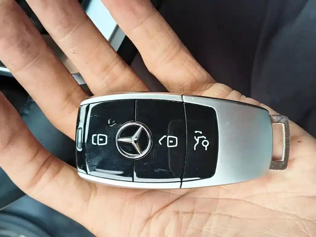 Mercedes-Benz A-Class 2020 Facelift A 200 L Sport Sedan Fashion Model — миниатюра 9