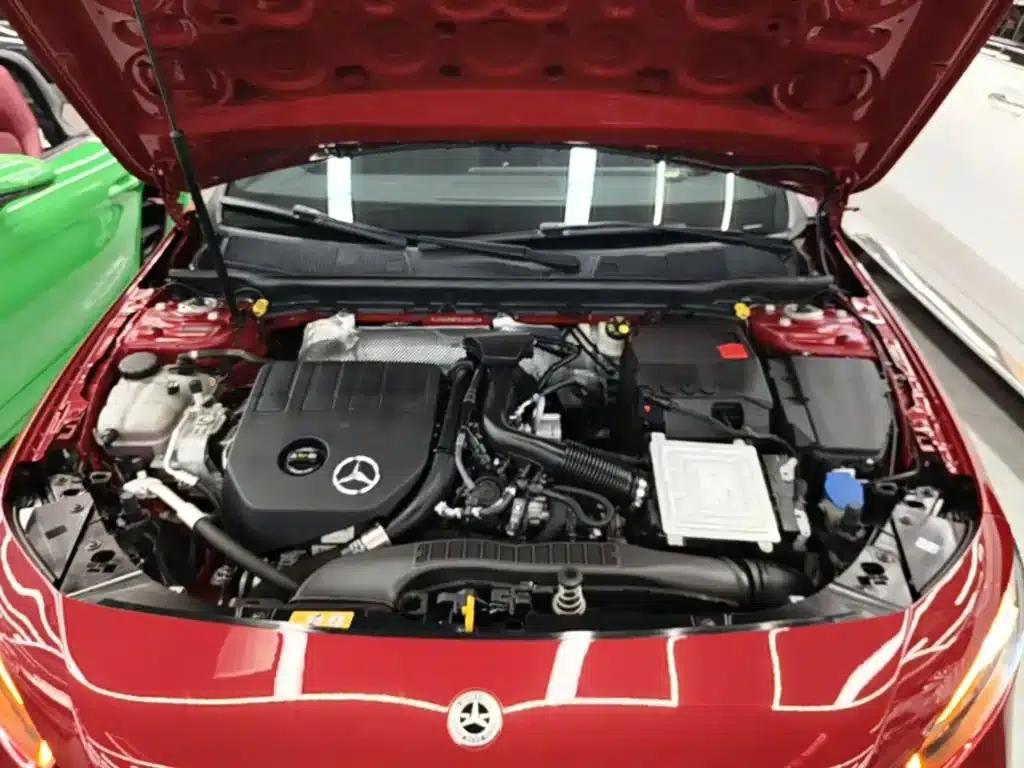 Mercedes-Benz A-Class 2022 Facelift A 200 L Sport Sedan Fashion Model — миниатюра 20