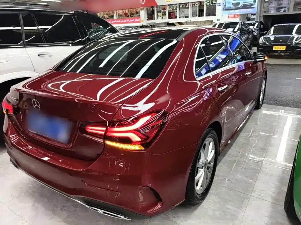 Mercedes-Benz A-Class 2022 Facelift A 200 L Sport Sedan Fashion Model — миниатюра 7