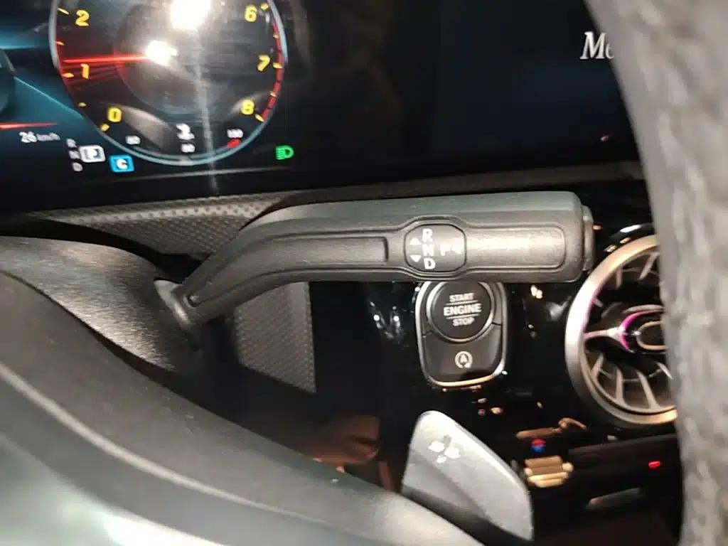 Mercedes-Benz A-Class 2022 Facelift III A 200 L Sport Sedan Fashion Edition — миниатюра 14