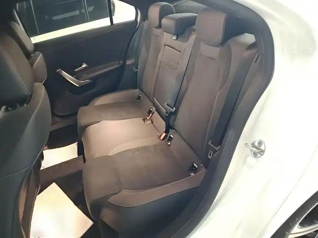 Mercedes-Benz A-Class 2022 Facelift III A 200 L Sport Sedan Fashion Edition — миниатюра 17