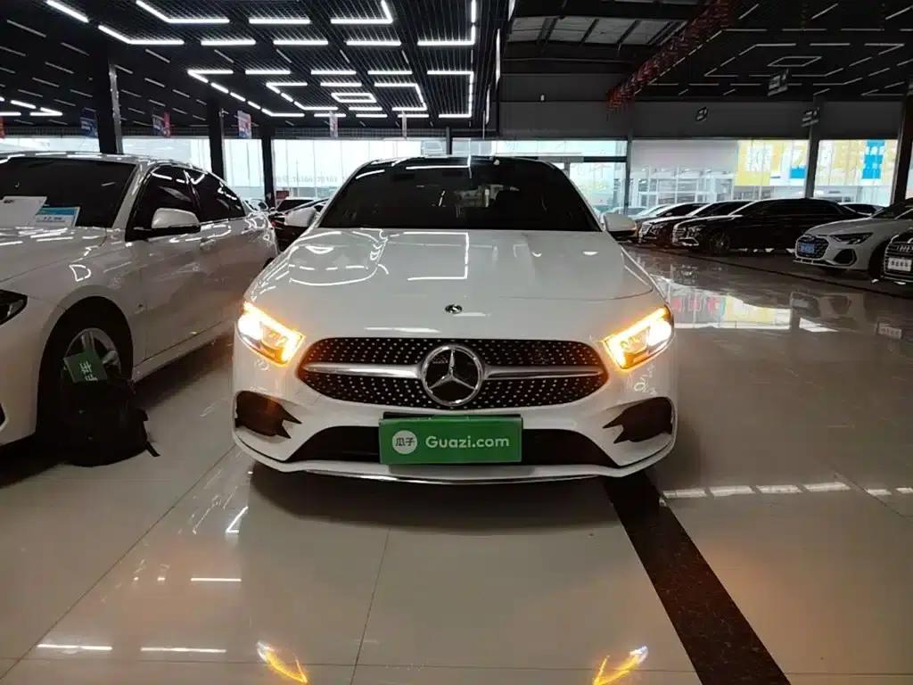 Mercedes-Benz A-Class 2022 Facelift III A 200 L Sport Sedan Fashion Edition — миниатюра 3