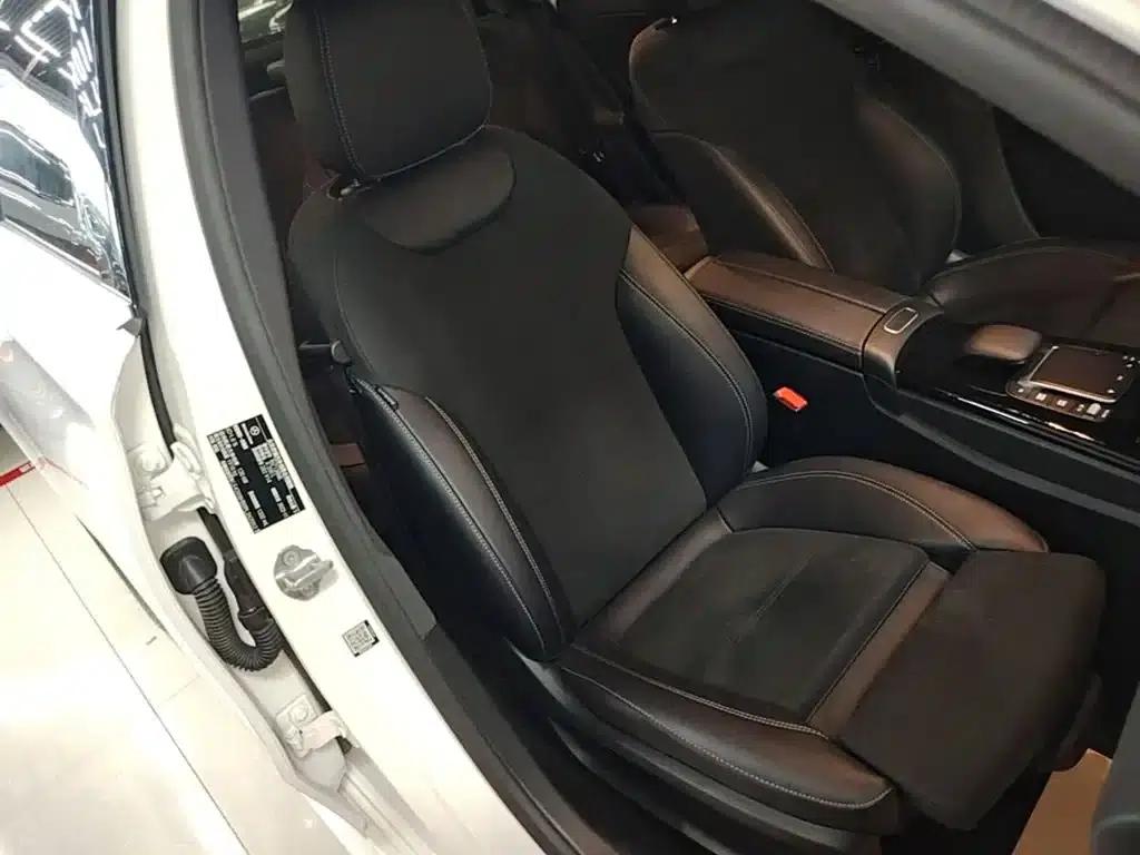 Mercedes-Benz A-Class 2022 Facelift III A 200 L Sport Sedan Fashion Edition — миниатюра 25