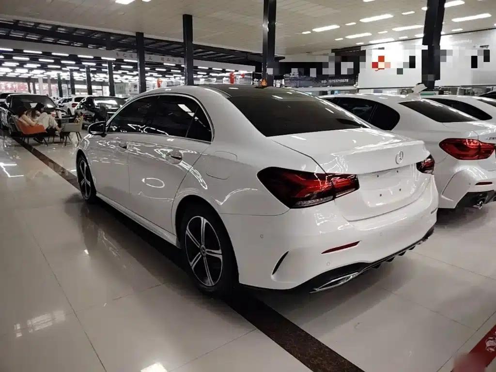 Mercedes-Benz A-Class 2022 Facelift III A 200 L Sport Sedan Fashion Edition — миниатюра 5