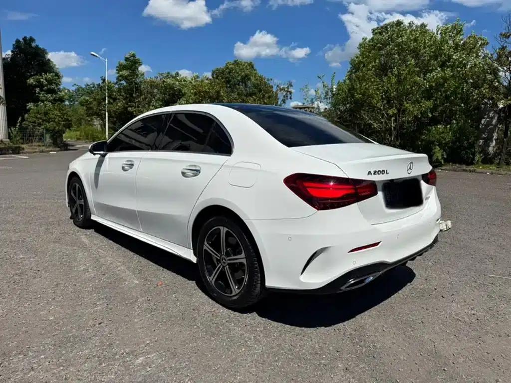 2023 Mercedes-Benz A-Class A 200 L Fashion Edition — миниатюра 12