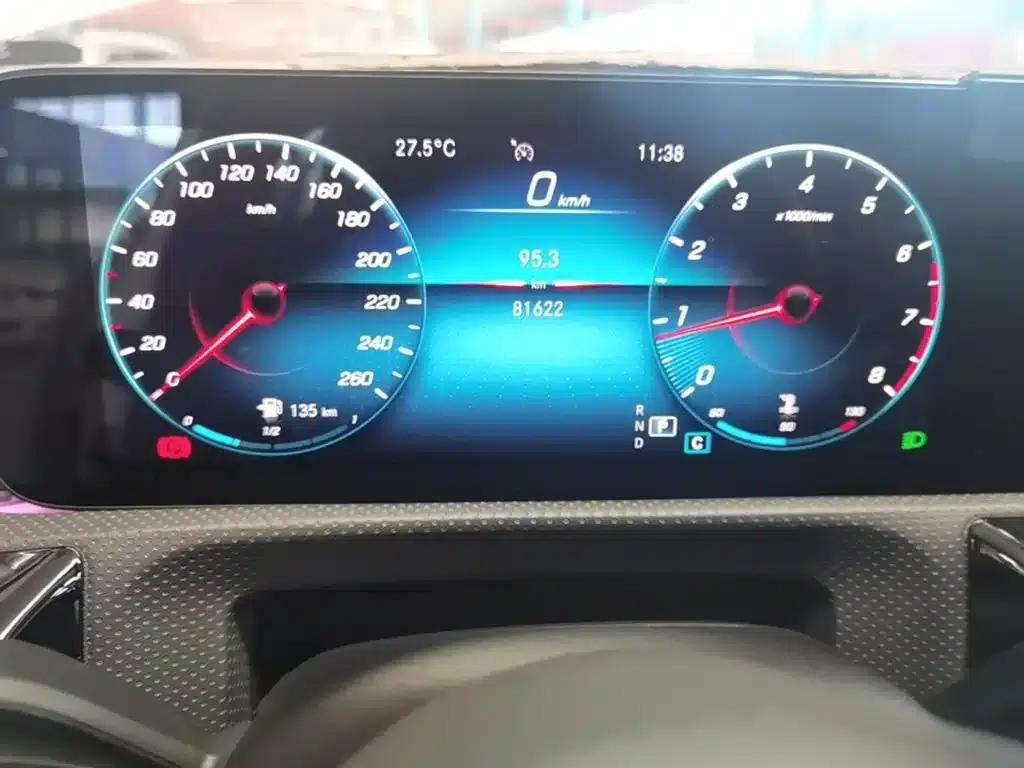 Mercedes-Benz A-Class 2021 A 200 L Sport Sedan Fashion Edition — миниатюра 12