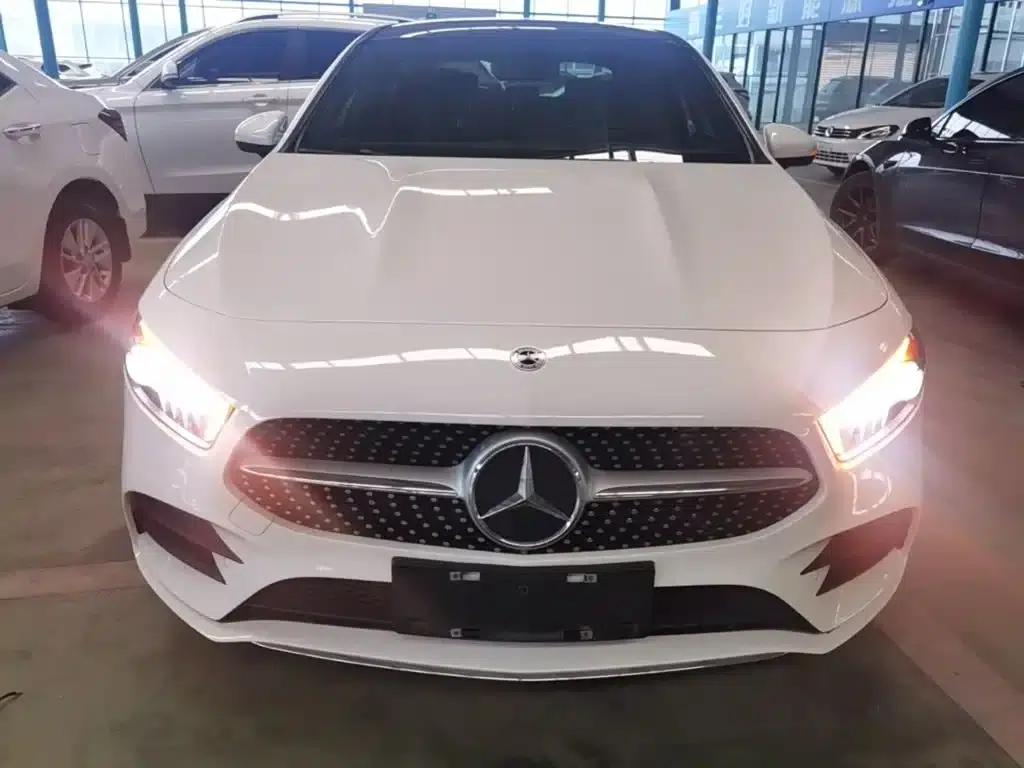 Mercedes-Benz A-Class 2021 A 200 L Sport Sedan Fashion Edition — миниатюра 3
