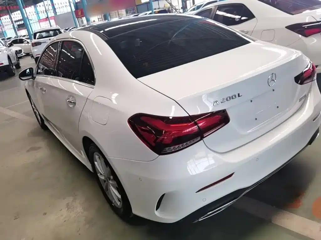 Mercedes-Benz A-Class 2021 A 200 L Sport Sedan Fashion Edition — миниатюра 5