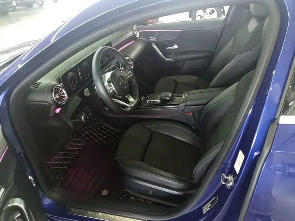 Mercedes-Benz A-Class 2020 Facelift A 200 L Sport Sedan Fashion Model — миниатюра 15
