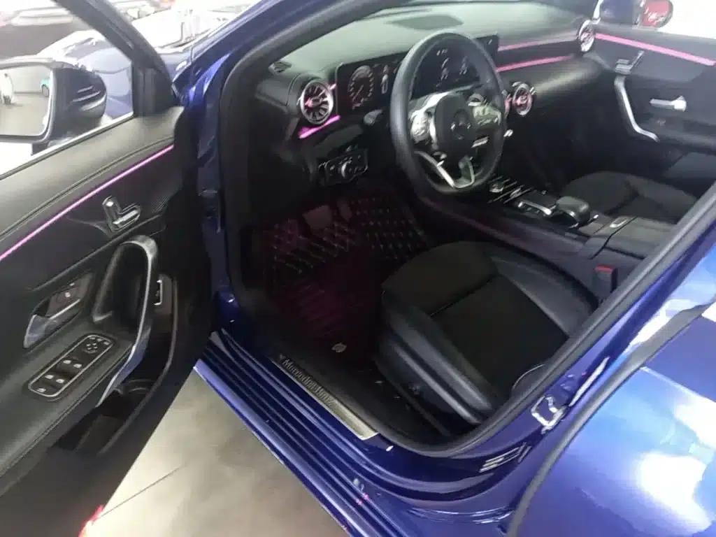 Mercedes-Benz A-Class 2020 Facelift A 200 L Sport Sedan Fashion Model — миниатюра 16