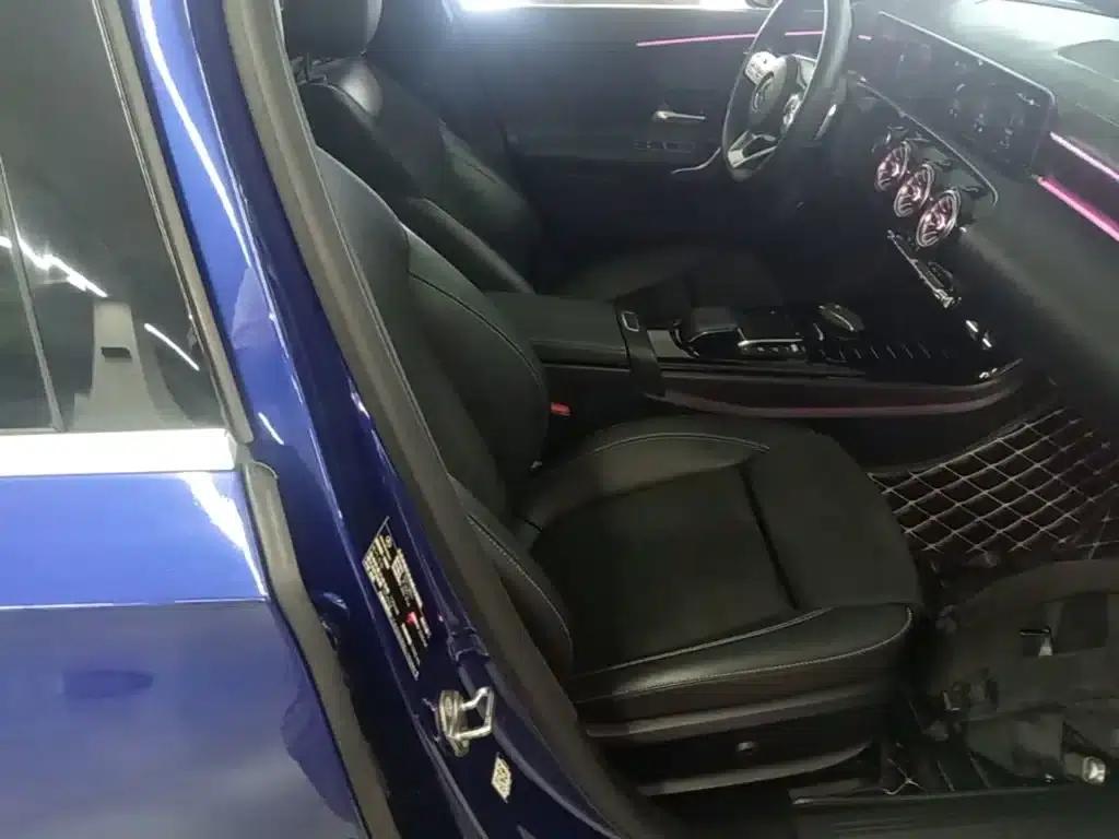Mercedes-Benz A-Class 2020 Facelift A 200 L Sport Sedan Fashion Model — миниатюра 25