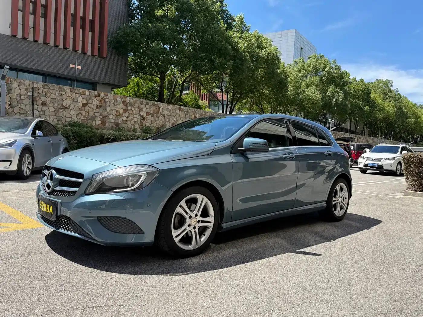 Imported 2015 Mercedes-Benz A-Class A 180 — миниатюра 1