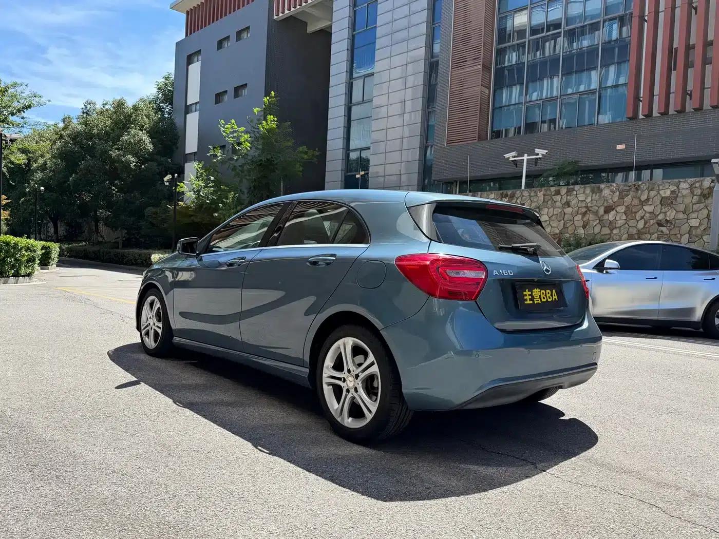 Imported 2015 Mercedes-Benz A-Class A 180 — миниатюра 16