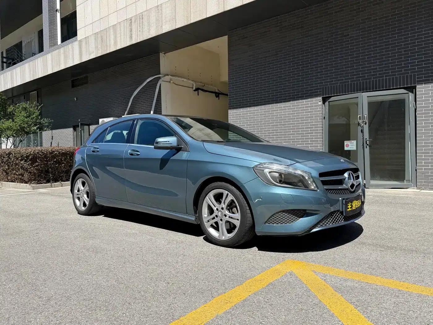 Imported 2015 Mercedes-Benz A-Class A 180 — миниатюра 3