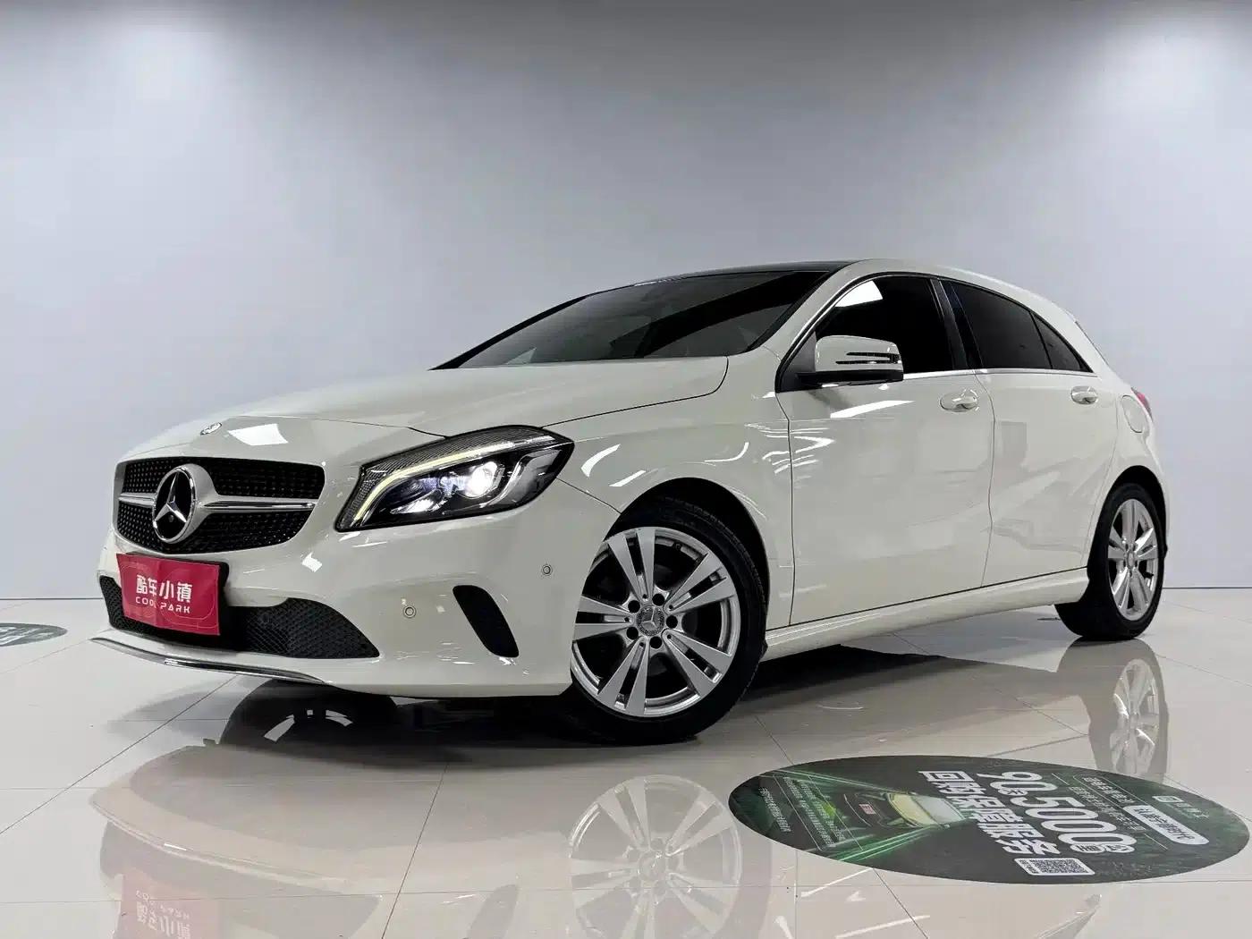 2016 Mercedes-Benz A-Class Imported Model A 200 Dynamic — миниатюра 1
