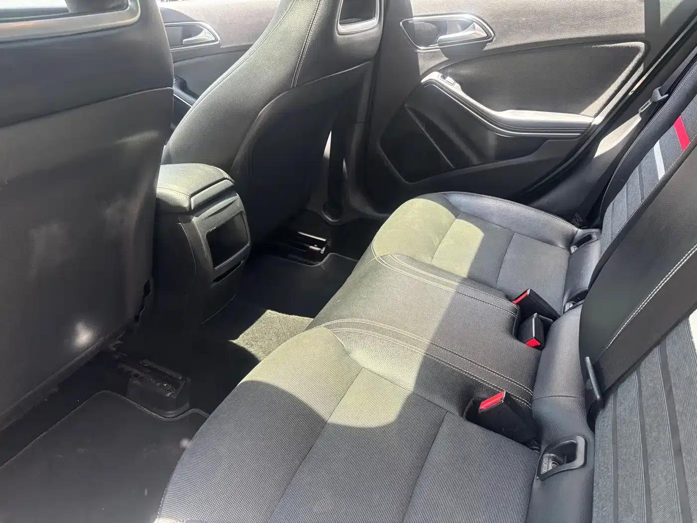 Imported 2015 Mercedes-Benz A-Class A 180 — миниатюра 14