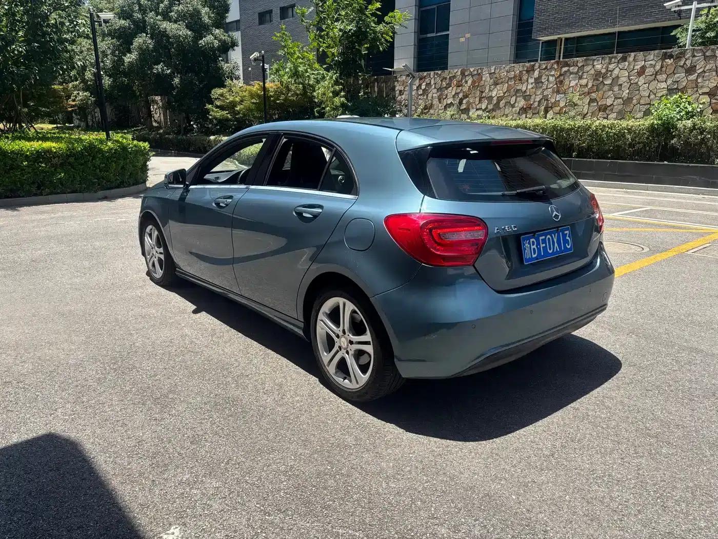 Imported 2015 Mercedes-Benz A-Class A 180 — миниатюра 17