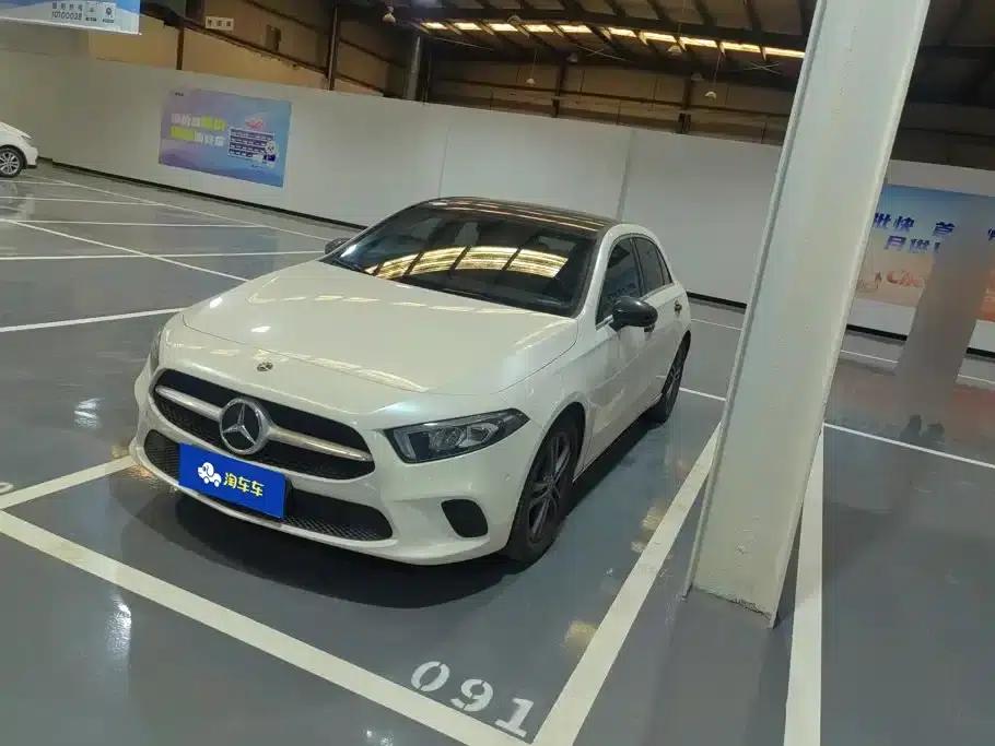 2019 Mercedes-Benz A-Class Imported Model A 200 Dynamic — миниатюра 1