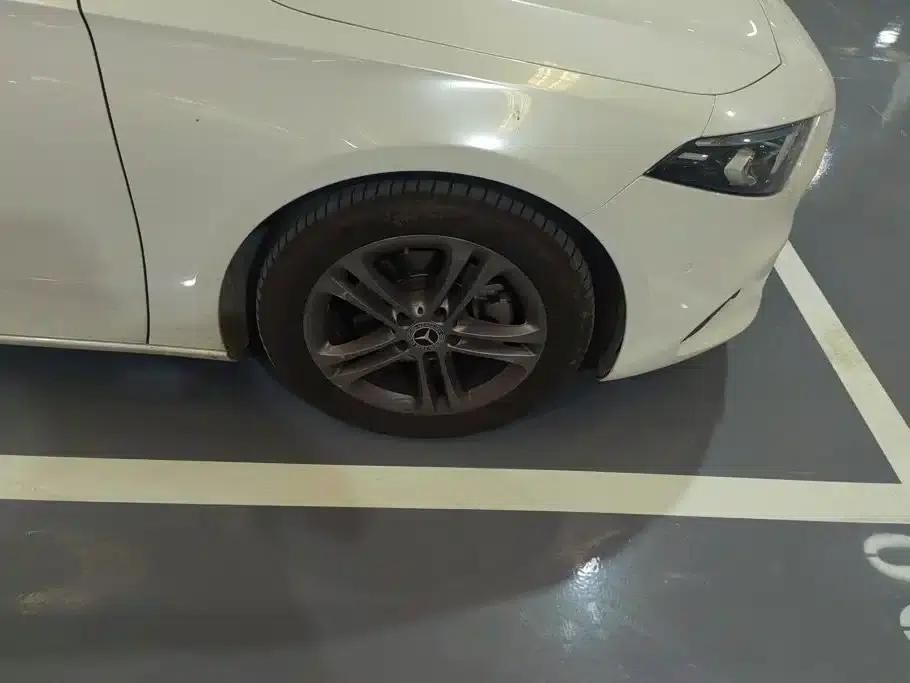 2019 Mercedes-Benz A-Class Imported Model A 200 Dynamic — миниатюра 6