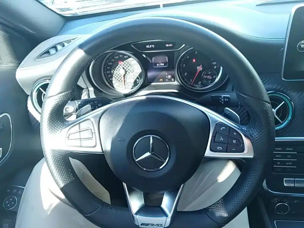 Imported 2016 Mercedes-Benz A-Class A 200 Track Edition — миниатюра 11