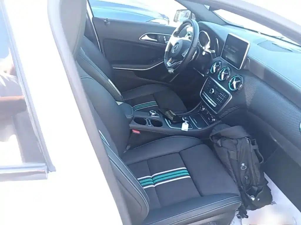 Imported 2016 Mercedes-Benz A-Class A 200 Track Edition — миниатюра 25