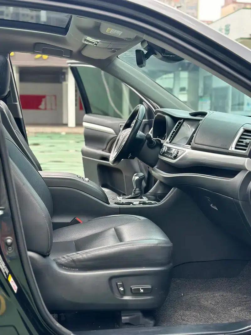 2018 Toyota Highlander 2.0T 2WD Luxury 7-seater (National V Emission Standard) — миниатюра 6