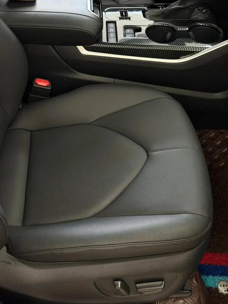 2022 Toyota Highlander Hybrid 2.5L AWD Luxury 7-Seater — миниатюра 11