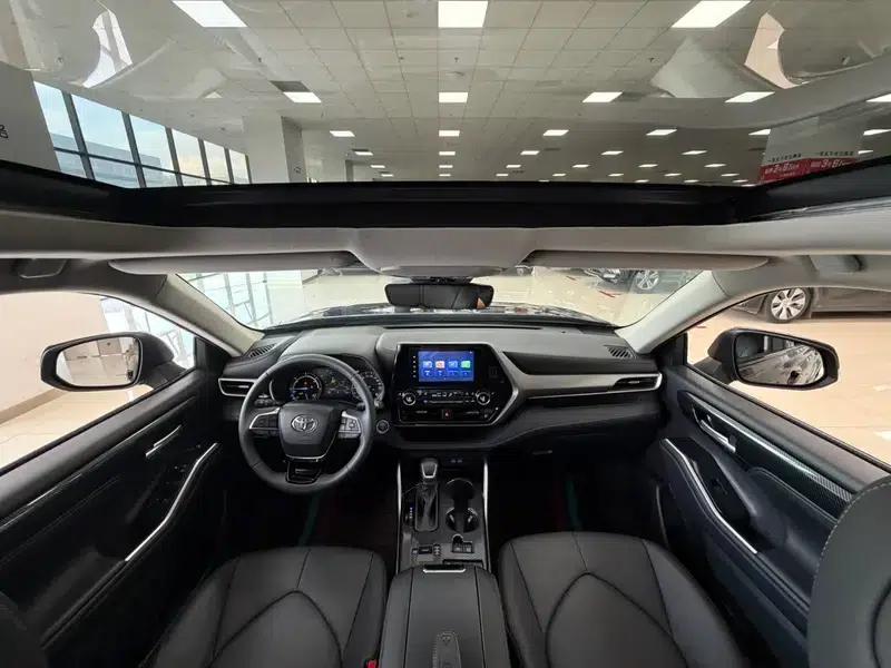 2022 Toyota Highlander Hybrid 2.5L AWD Luxury 7-Seater — миниатюра 12
