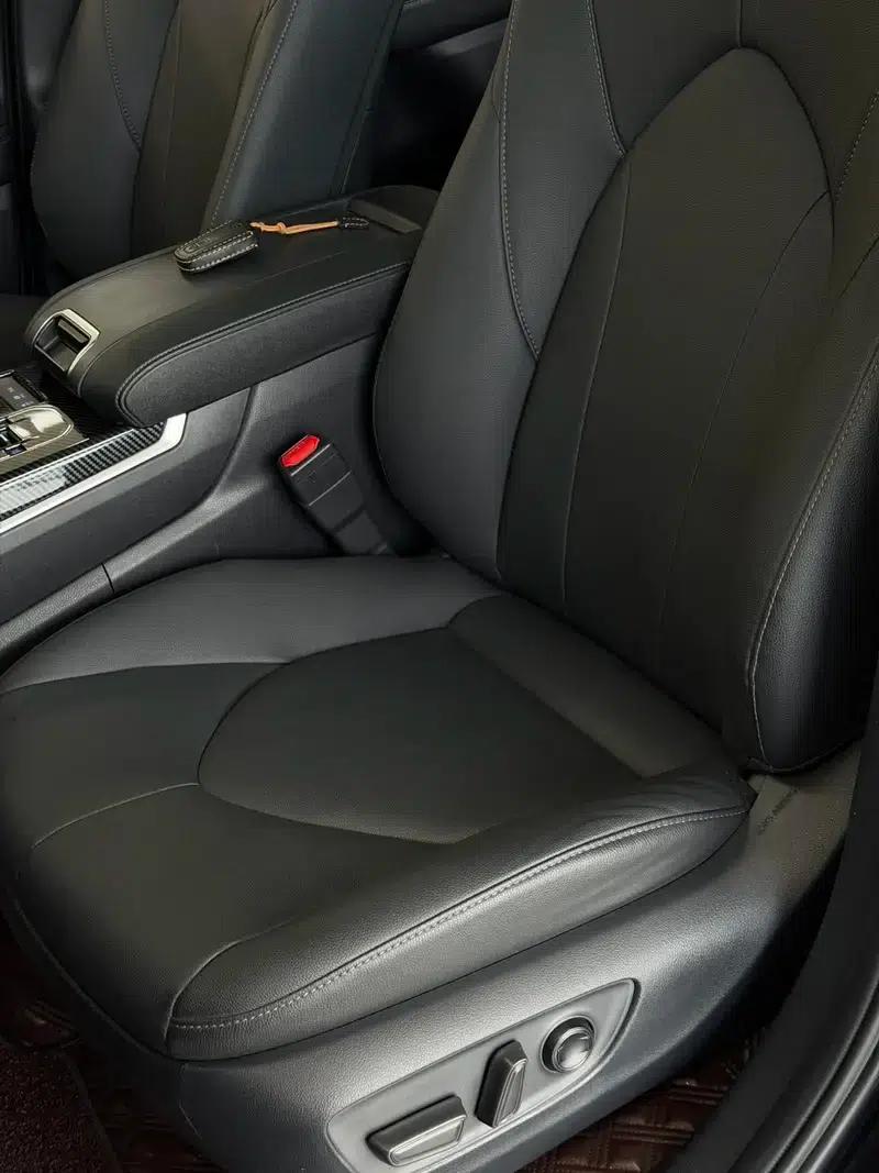 2022 Toyota Highlander Hybrid 2.5L AWD Luxury 7-Seater — миниатюра 16