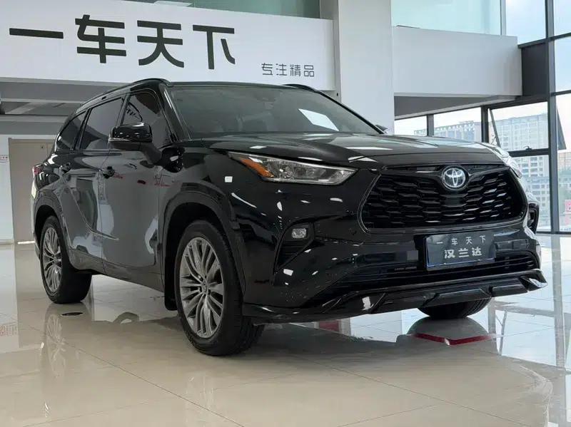 2022 Toyota Highlander Hybrid 2.5L AWD Luxury 7-Seater — миниатюра 3