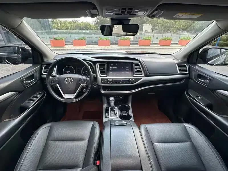 2018 Toyota Highlander 2.0T 4WD Premium Edition 7-seater (China VI Emission Standard) — миниатюра 10