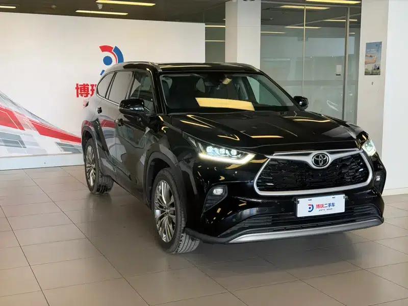 2022 Toyota Highlander 380T AWD Premium 7-seater — миниатюра 3