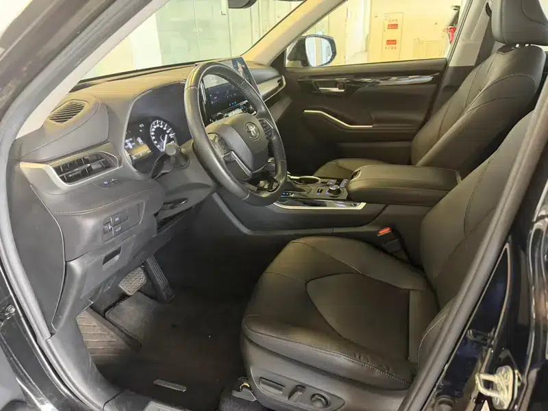 2022 Toyota Highlander 380T AWD Premium 7-seater — миниатюра 30
