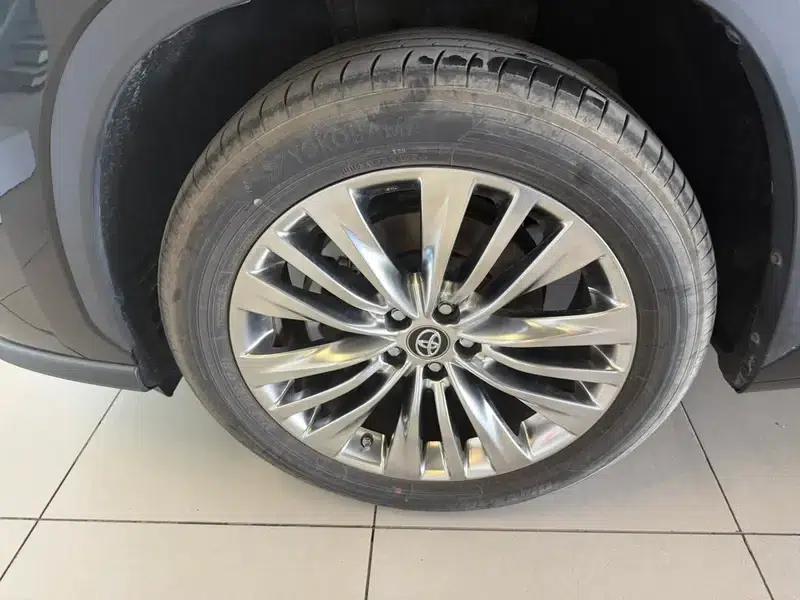 2022 Toyota Highlander 380T AWD Premium 7-seater — миниатюра 7