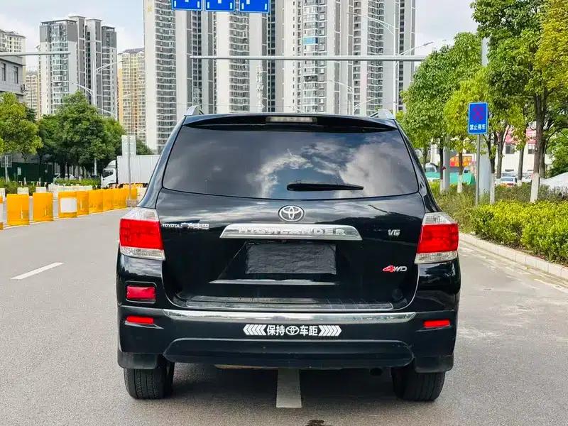 2012 Highlander 2.7L 2WD 7-seater Elite Edition — миниатюра 5