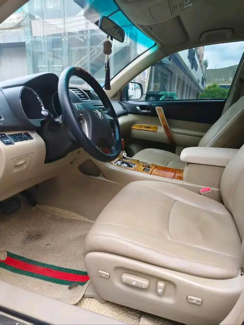 Highlander 2009 2.7L 2WD 5-seater Sport Edition — миниатюра 8