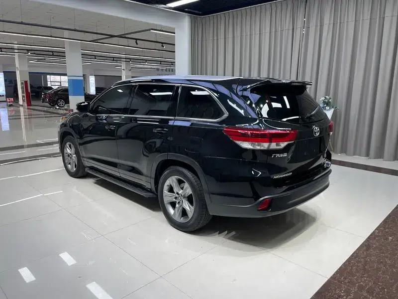 2021 Toyota Highlander 2.0T AWD Premium Edition (7-seater) — миниатюра 4