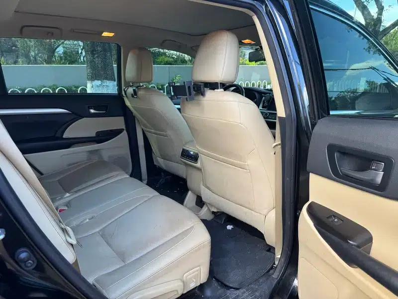 2018 Toyota Highlander 2.0T 4WD Premium Edition 7-seater (China VI Emission Standard) — миниатюра 15