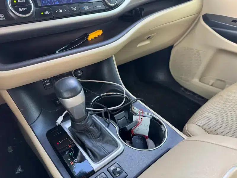 2018 Toyota Highlander 2.0T 4WD Premium Edition 7-seater (China VI Emission Standard) — миниатюра 20