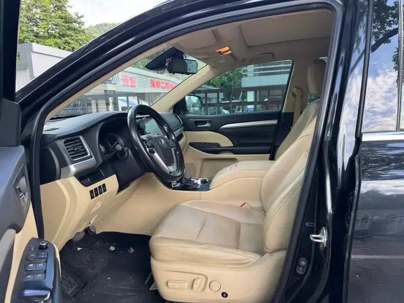 2018 Toyota Highlander 2.0T 4WD Premium Edition 7-seater (China VI Emission Standard) — миниатюра 23