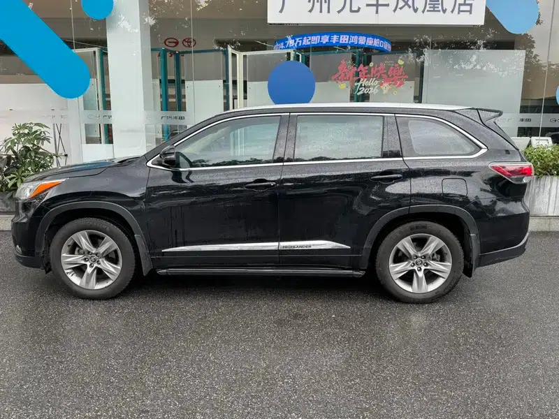 2017 Highlander 2.0T AWD Luxury 7-seater — миниатюра 2
