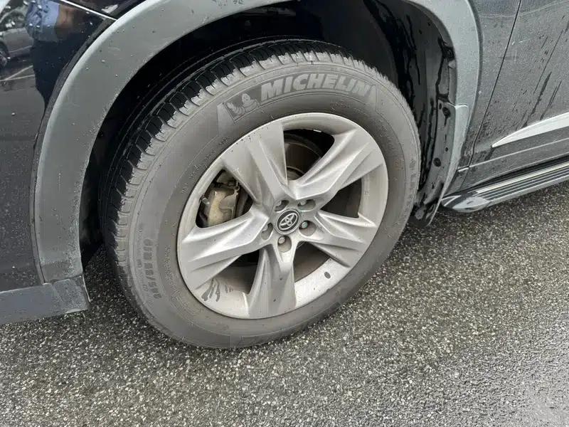 2017 Highlander 2.0T AWD Luxury 7-seater — миниатюра 4