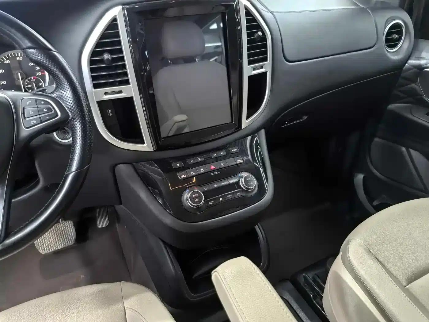 Vito 2016 2.0T Elite Edition — миниатюра 13