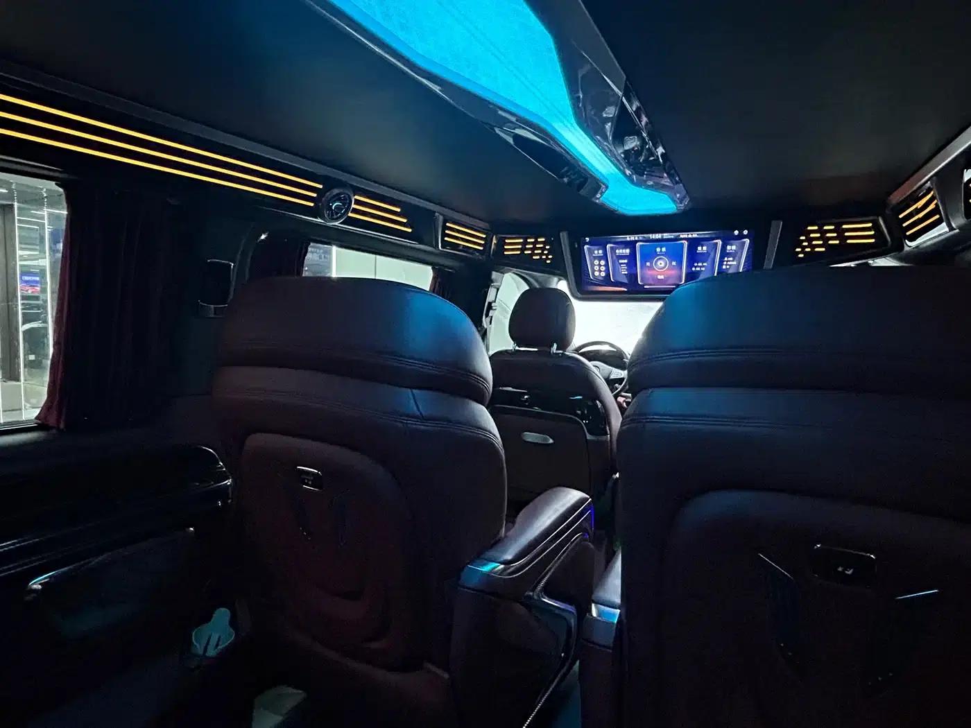 2023 Nissan Vito 2.0T Business Edition 7-seater — миниатюра 14