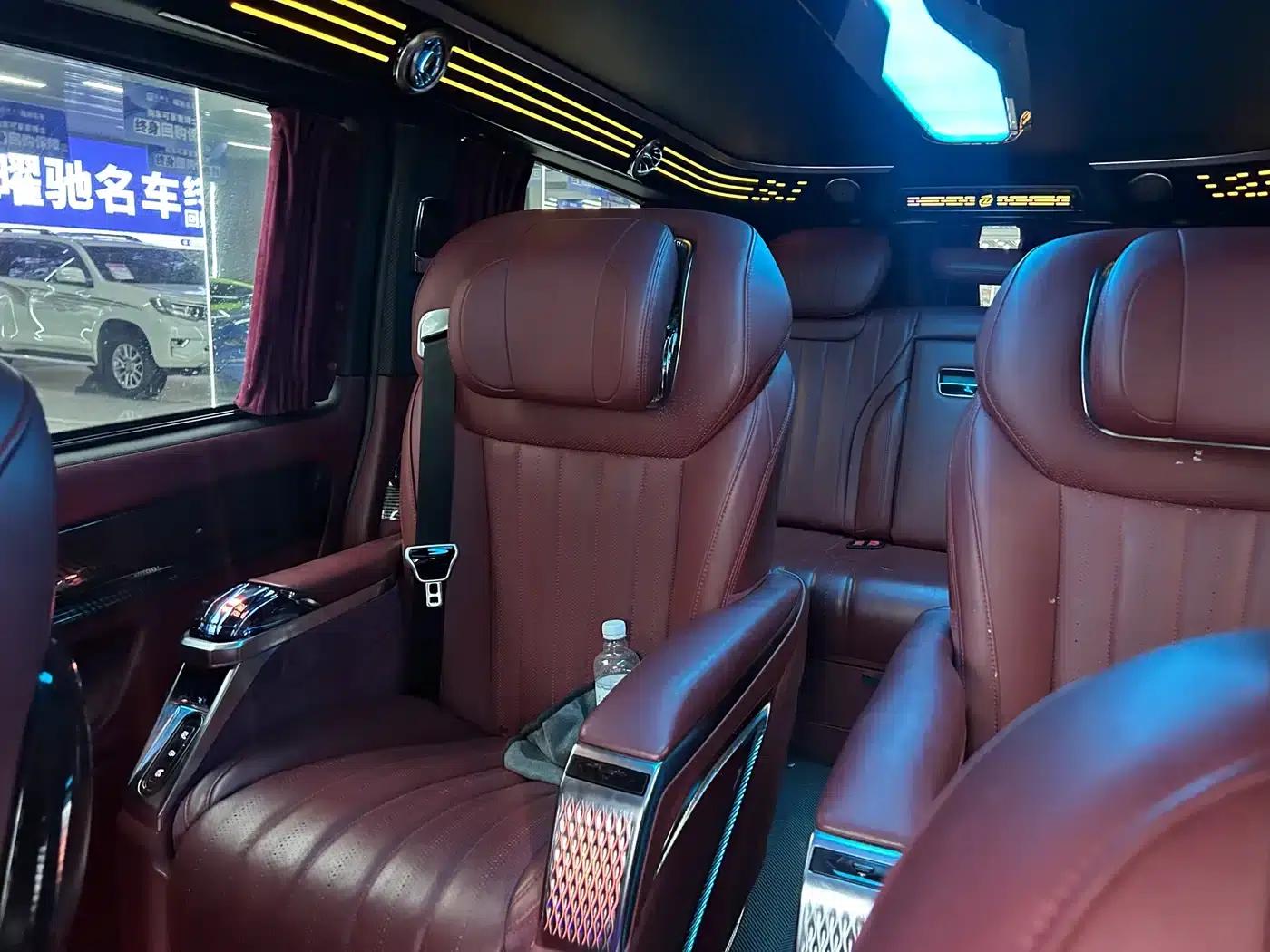 2023 Nissan Vito 2.0T Business Edition 7-seater — миниатюра 22
